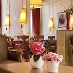 Hotel Montpensier 2*