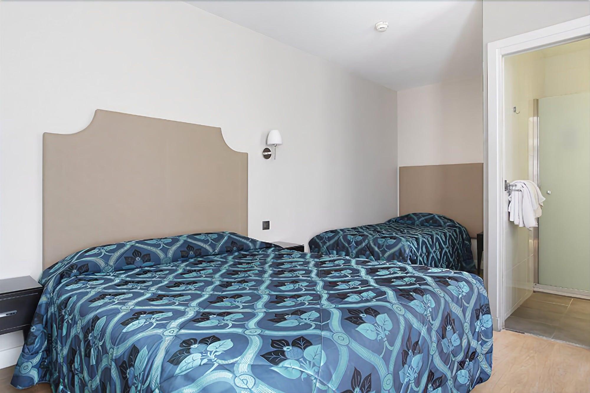 Montpensier 2* Paris