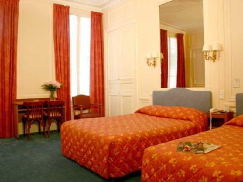 Hotel Montpensier 2*