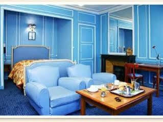 Hotel Montpensier 2*